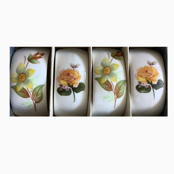 Chelson Fine Bone China Napkin Rings - Picture 3 of 3